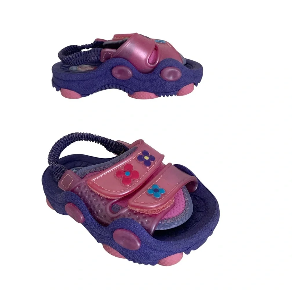 Keds Kids Water Shoes Sandals Baby Girls Size 5/6 Purple Pink Adjustable Straps
